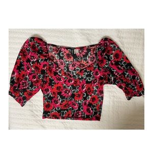 Crop top 🌸🌺🌷